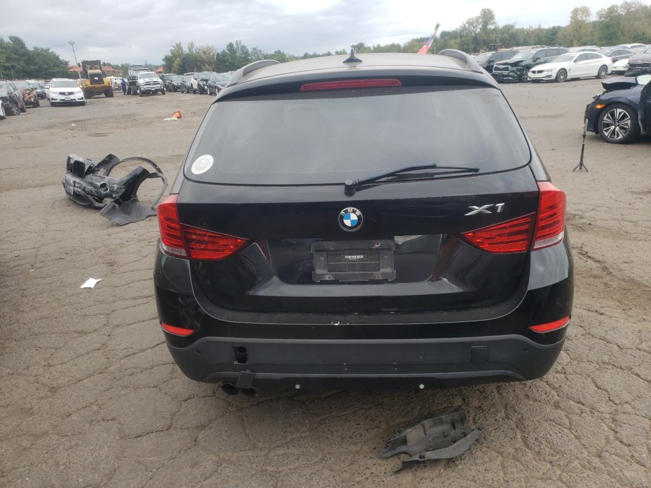 2013 BMW X1 xDrive28I VIN: WBAVL1C52DVR85403 Lot: 71616914