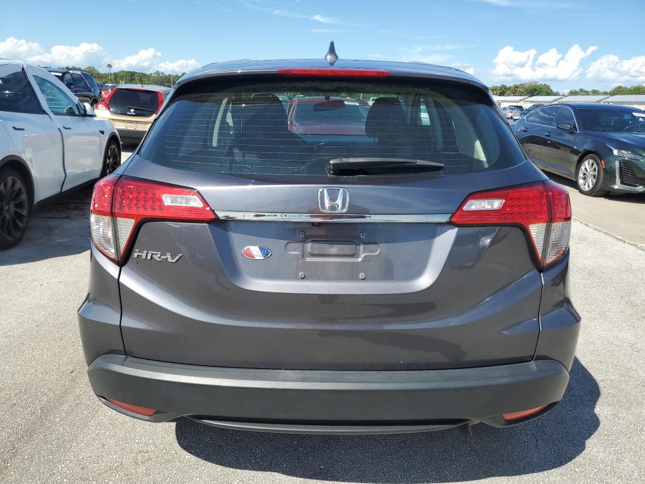 2022 Honda Hr-V Lx VIN: 3CZRU5H3XNM744923 Lot: 73844684