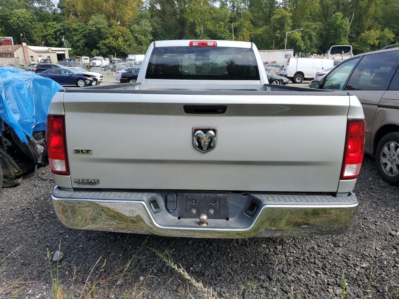 3C6JR6EG6FG654631 2015 Ram 1500 Slt