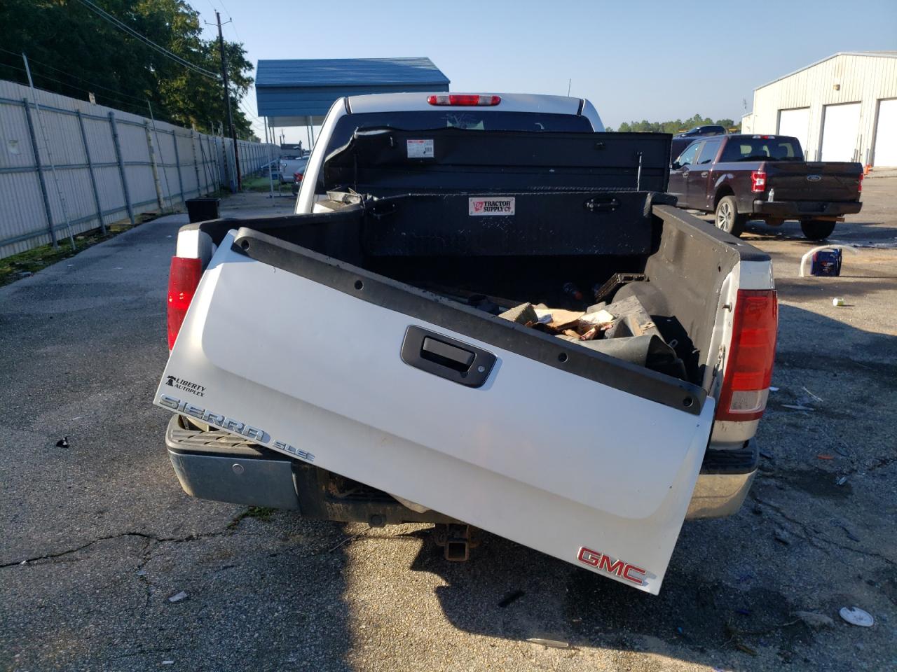 3GTRKVE37AG224008 2010 GMC Sierra K1500 Sle