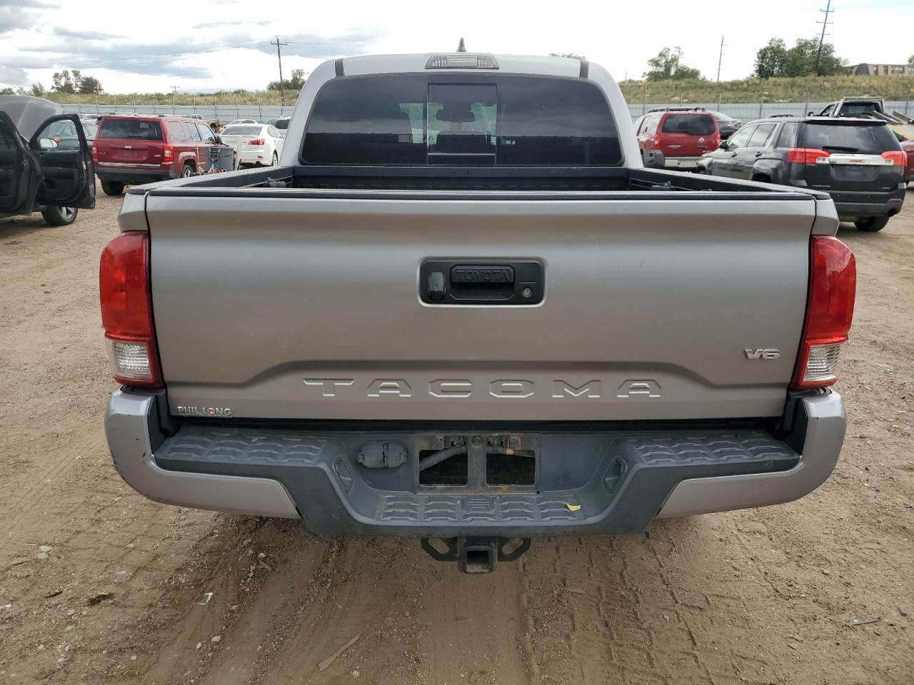 3TMCZ5AN1HM084557 2017 Toyota Tacoma Double Cab