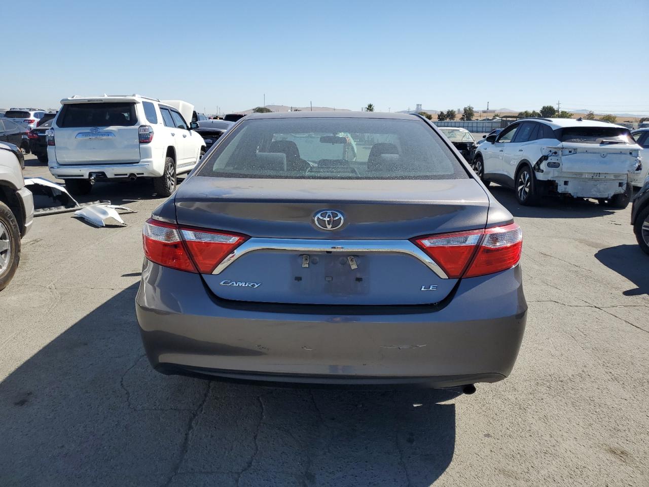 2016 Toyota Camry Le VIN: 4T1BF1FK1GU570089 Lot: 72563874