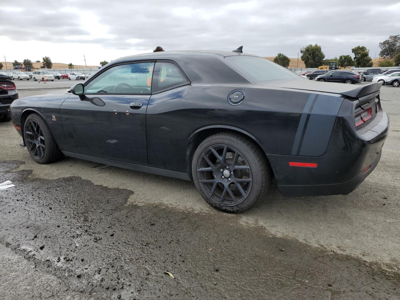 2C3CDZFJXFH744090 2015 DODGE CHALLENGER - Image 2