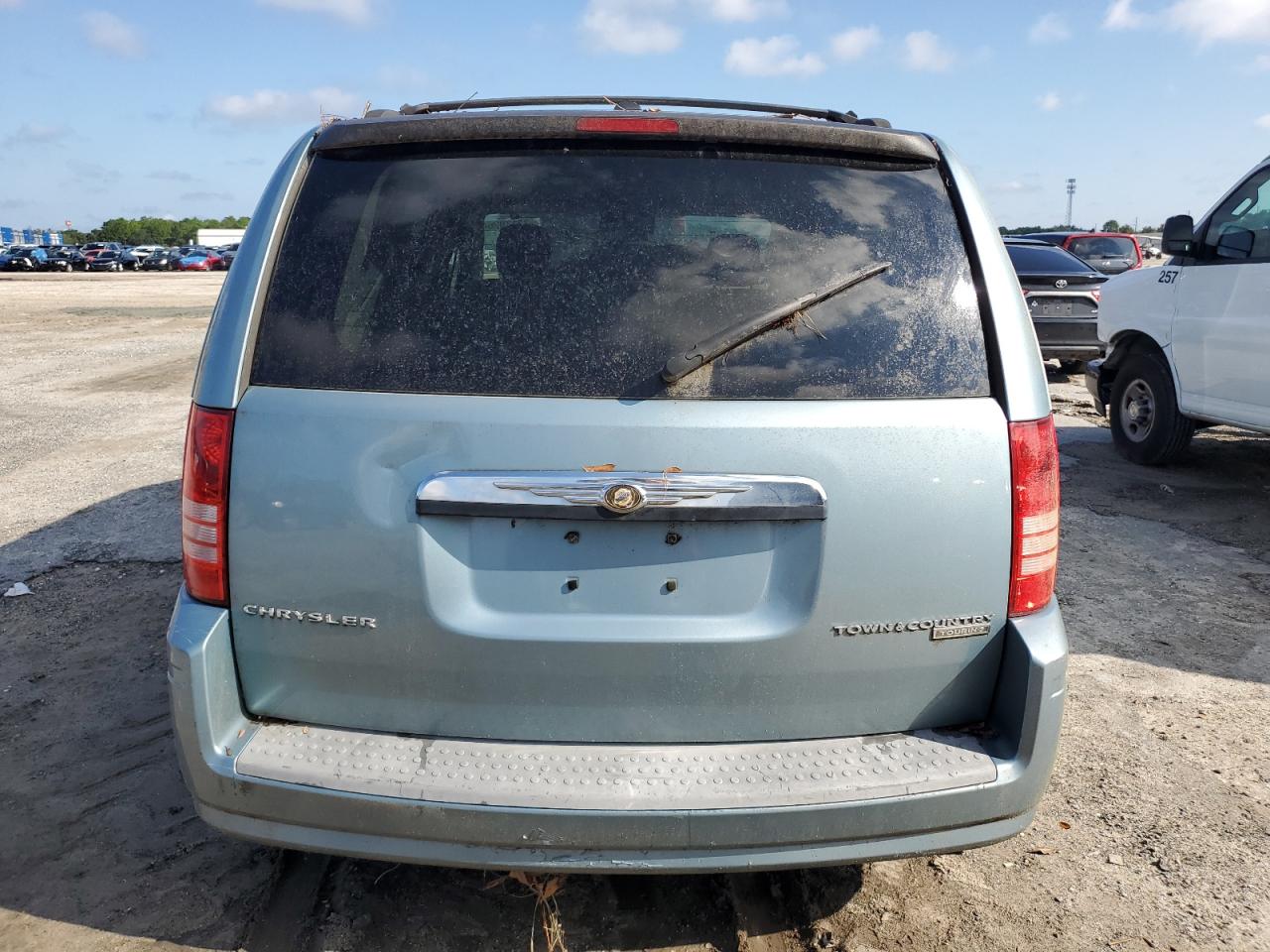 2A8HR54109R617970 2009 Chrysler Town & Country Touring