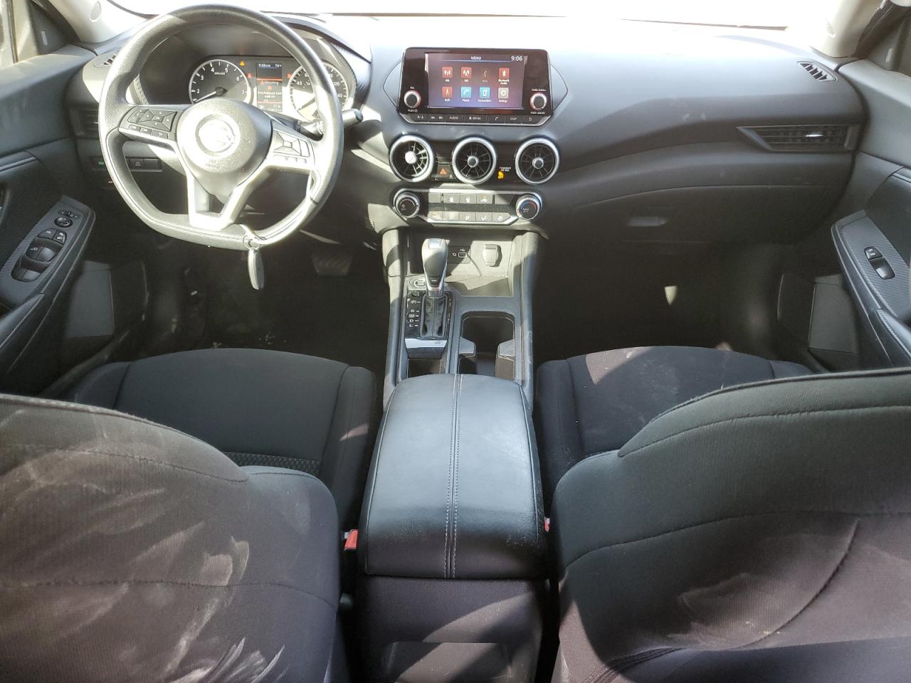 2022 Nissan Sentra - Image 8
