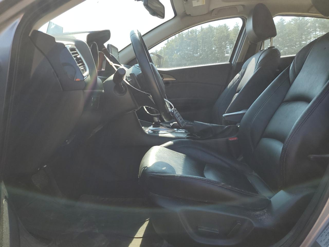 2016 Mazda 3 Touring VIN: JM1BM1W34G1289988 Lot: 71798234