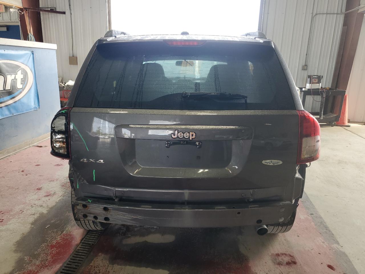 1C4NJDEB5GD708929 2016 Jeep Compass Latitude