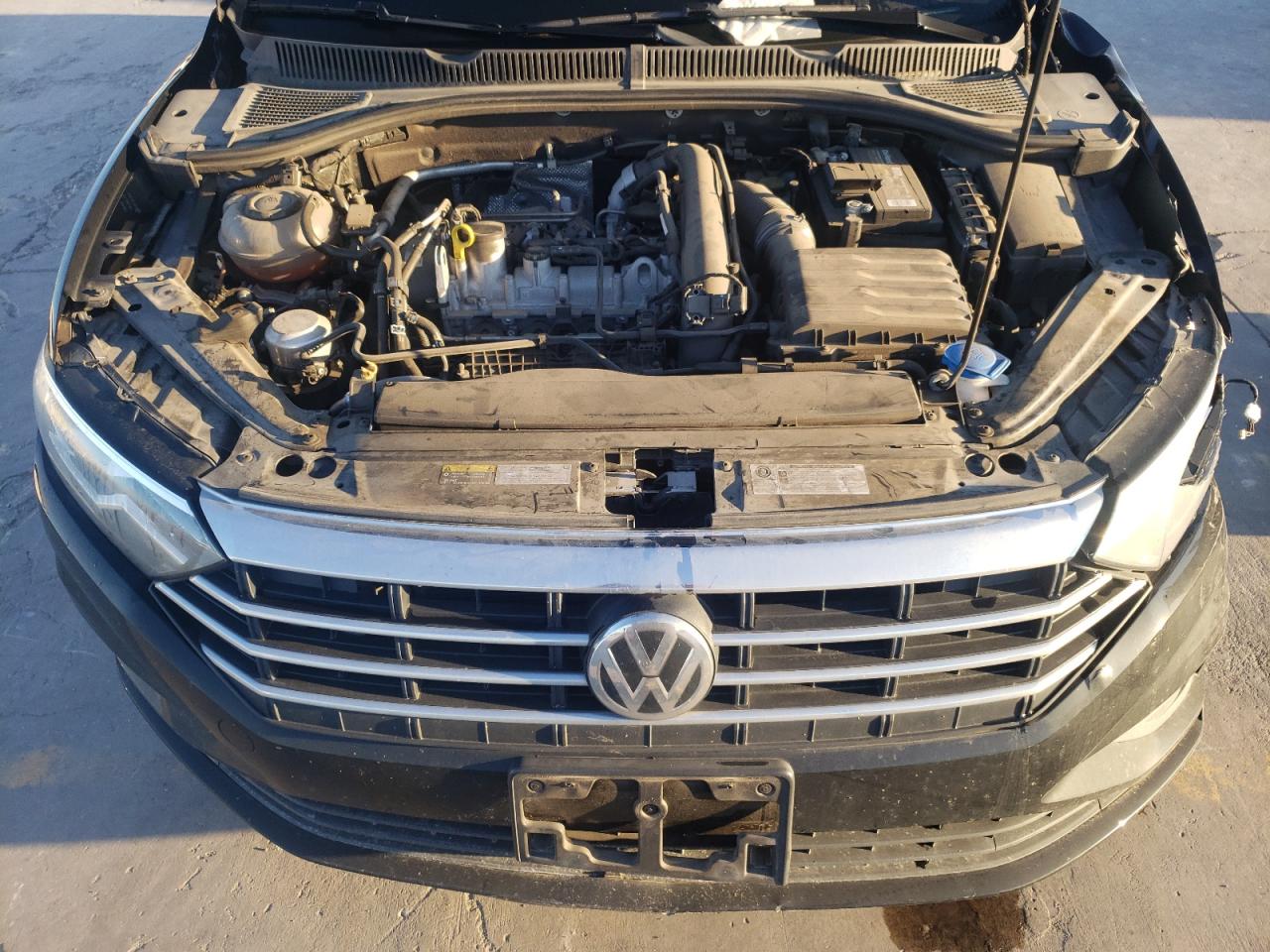 3VWC57BU9KM188702 2019 Volkswagen Jetta S