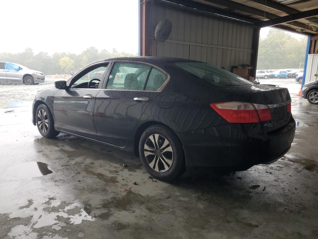 1HGCR2F39FA173312 2015 HONDA ACCORD - Image 2