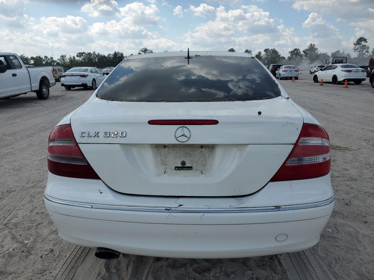 2004 Mercedes-Benz Clk 320C VIN: WDBTJ65J04F110174 Lot: 72084524