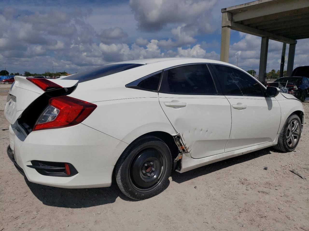 2018 Honda Civic Lx VIN: 19XFC2F53JE040825 Lot: 71813554