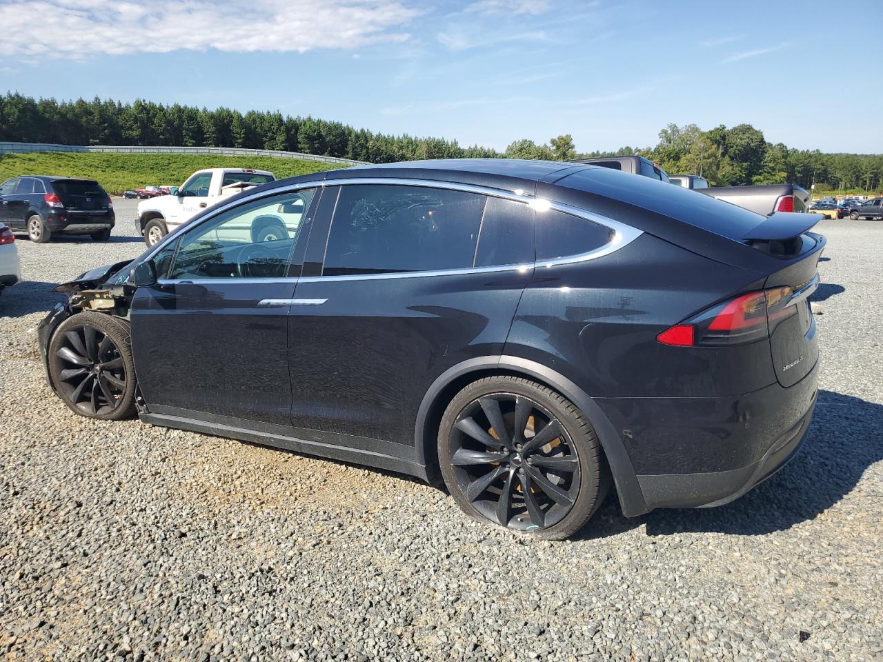 5YJXCBE24HF076538 2017 TESLA MODEL X - Image 2