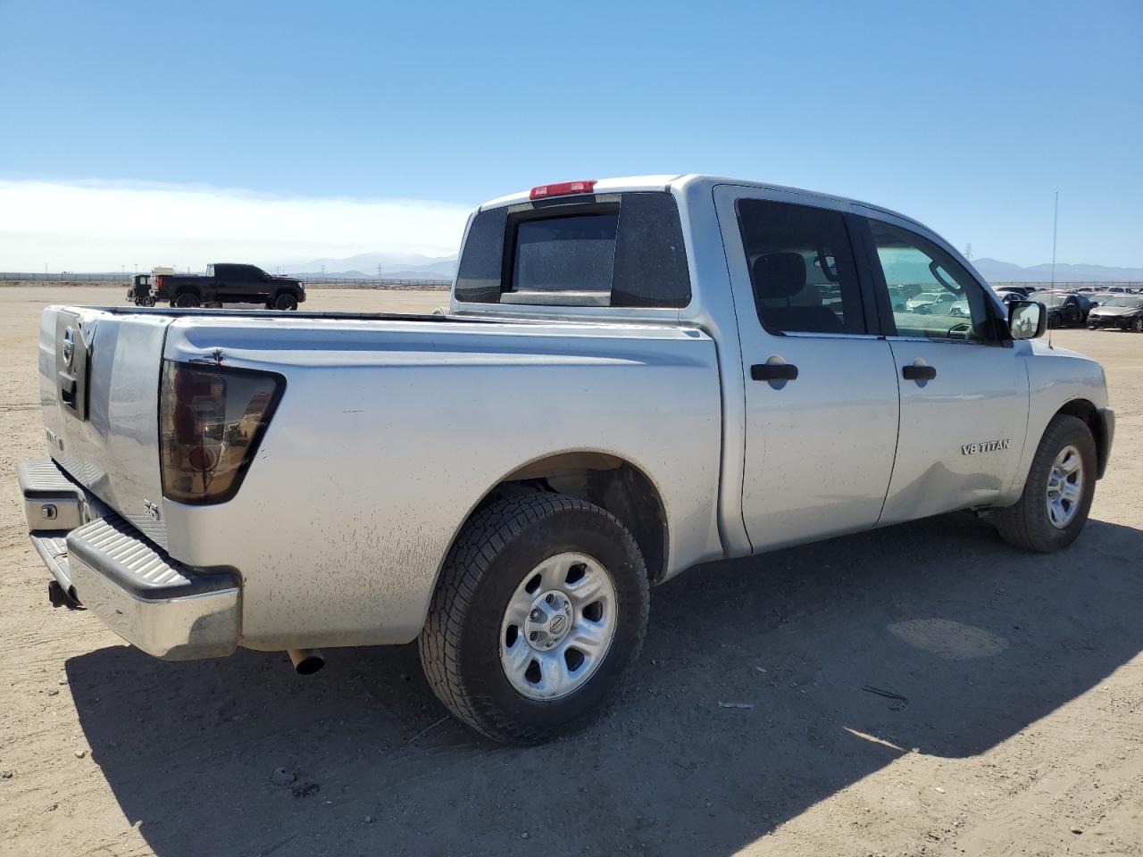 2005 Nissan Titan - Image 3