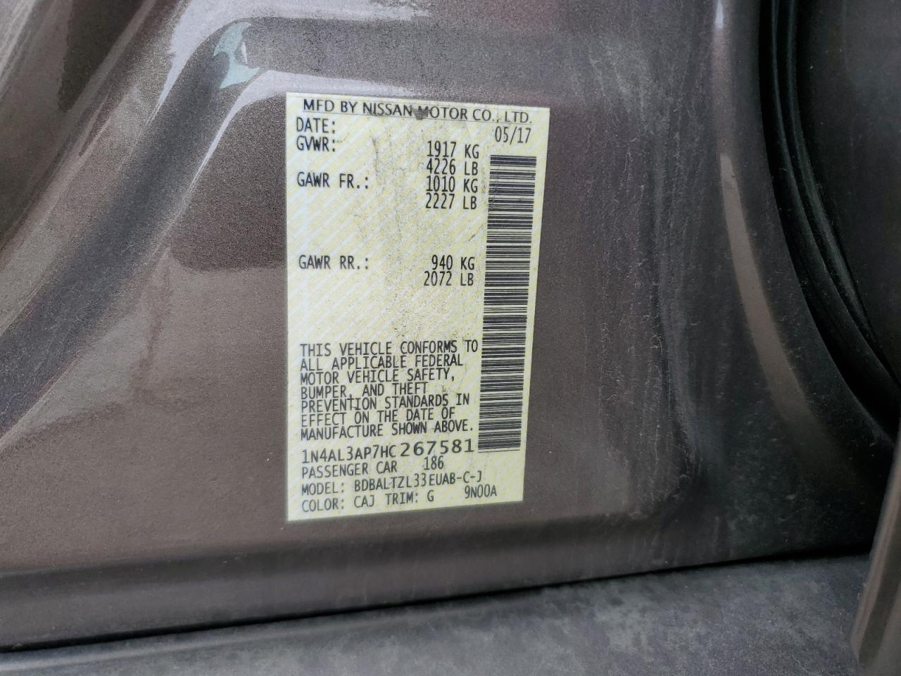 2017 Nissan Altima - Image 12
