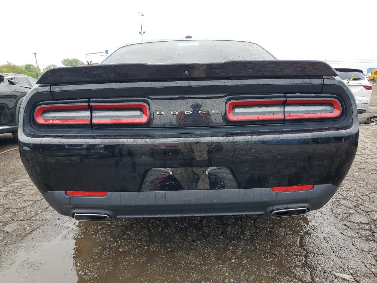 2C3CDZAG0JH215235 2018 Dodge Challenger Sxt