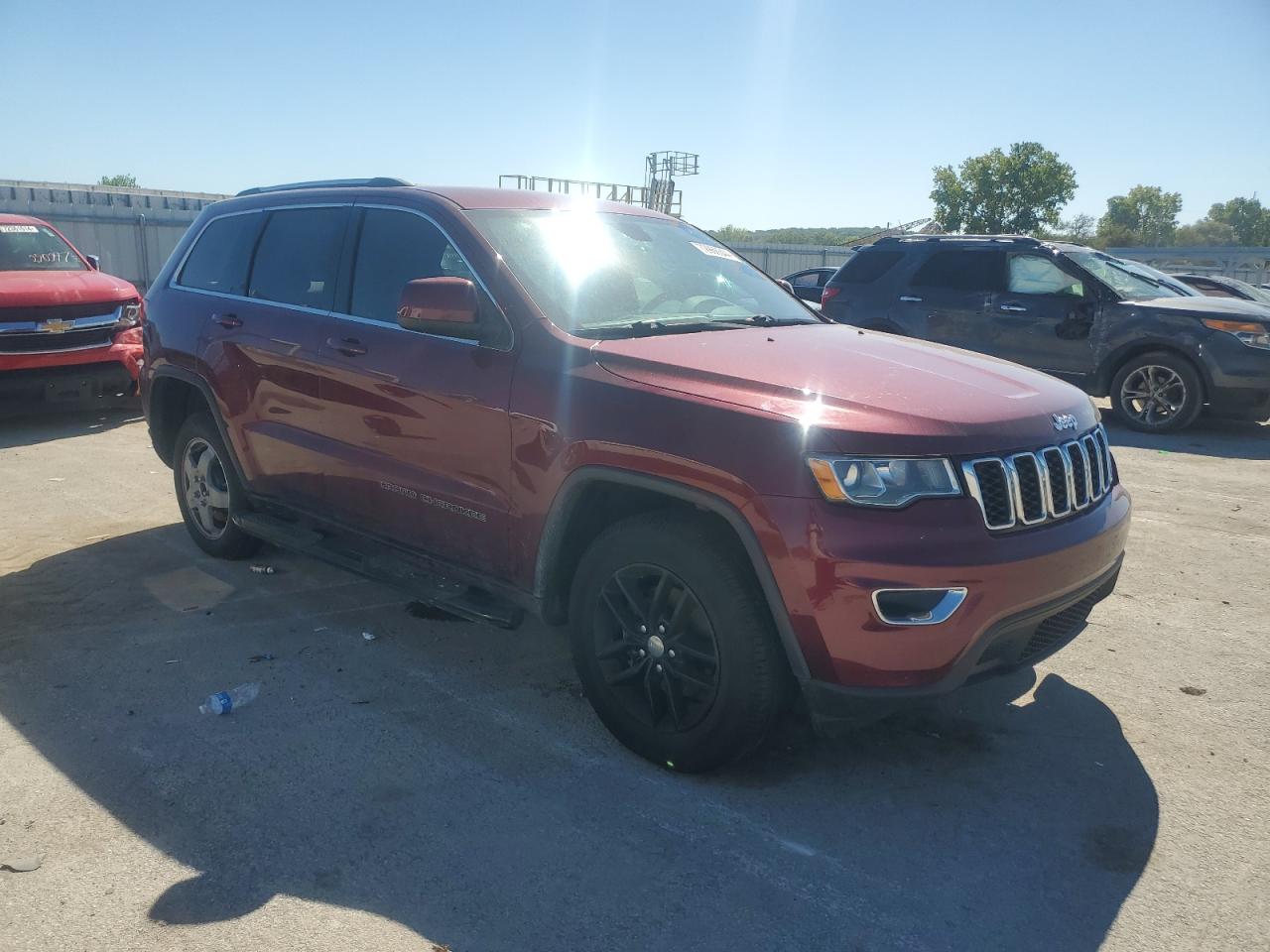 2018 Jeep Grand Cherokee - Image 4