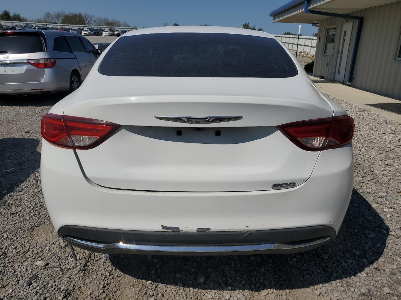 2015 Chrysler 200 Limited VIN: 1C3CCCAB0FN637301 Lot: 71783664