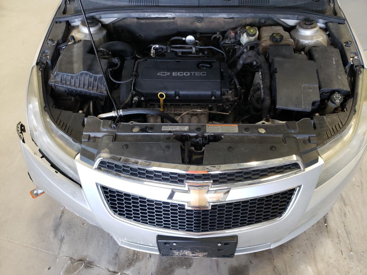 2011 Chevrolet Cruze - Image 11