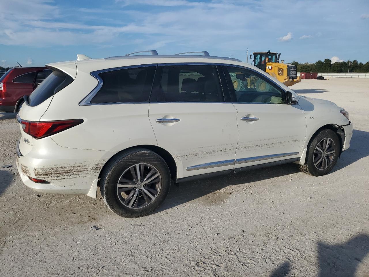 2017 Infiniti QX60 - Image 3