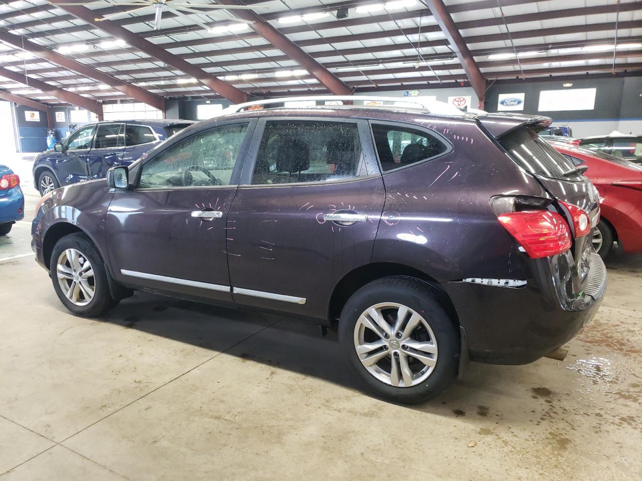 JN8AS5MV8FW761578 2015 NISSAN ROGUE - Image 2