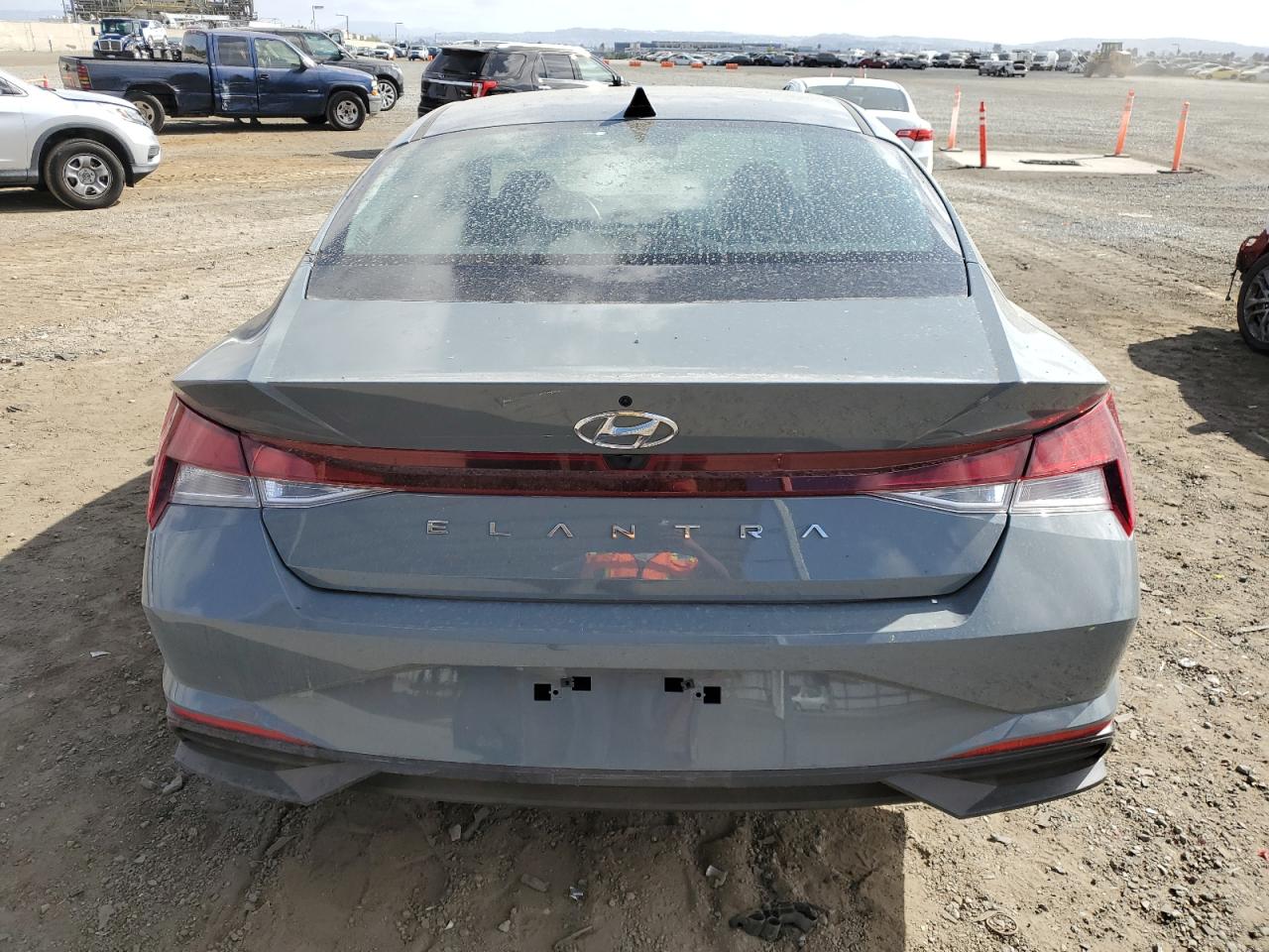 KMHLL4AG5NU361257 2022 Hyundai Elantra Se