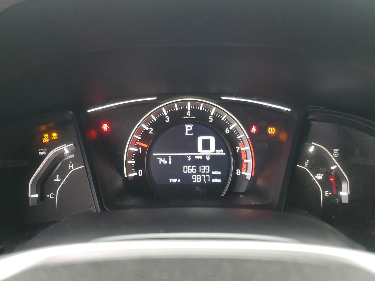 19XFC2F57HE064104 2017 Honda Civic Lx
