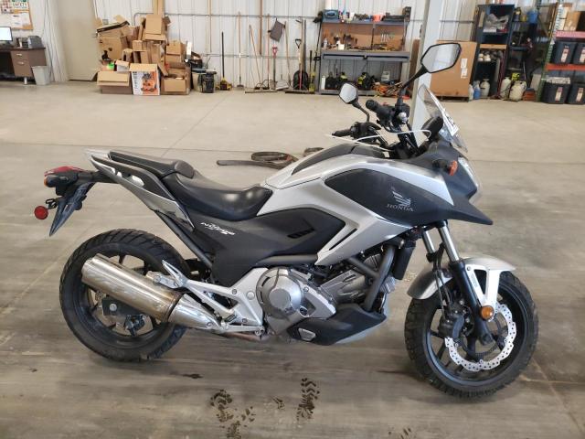 2013 Honda Nc700X Dct продається в Avon, MN - Side