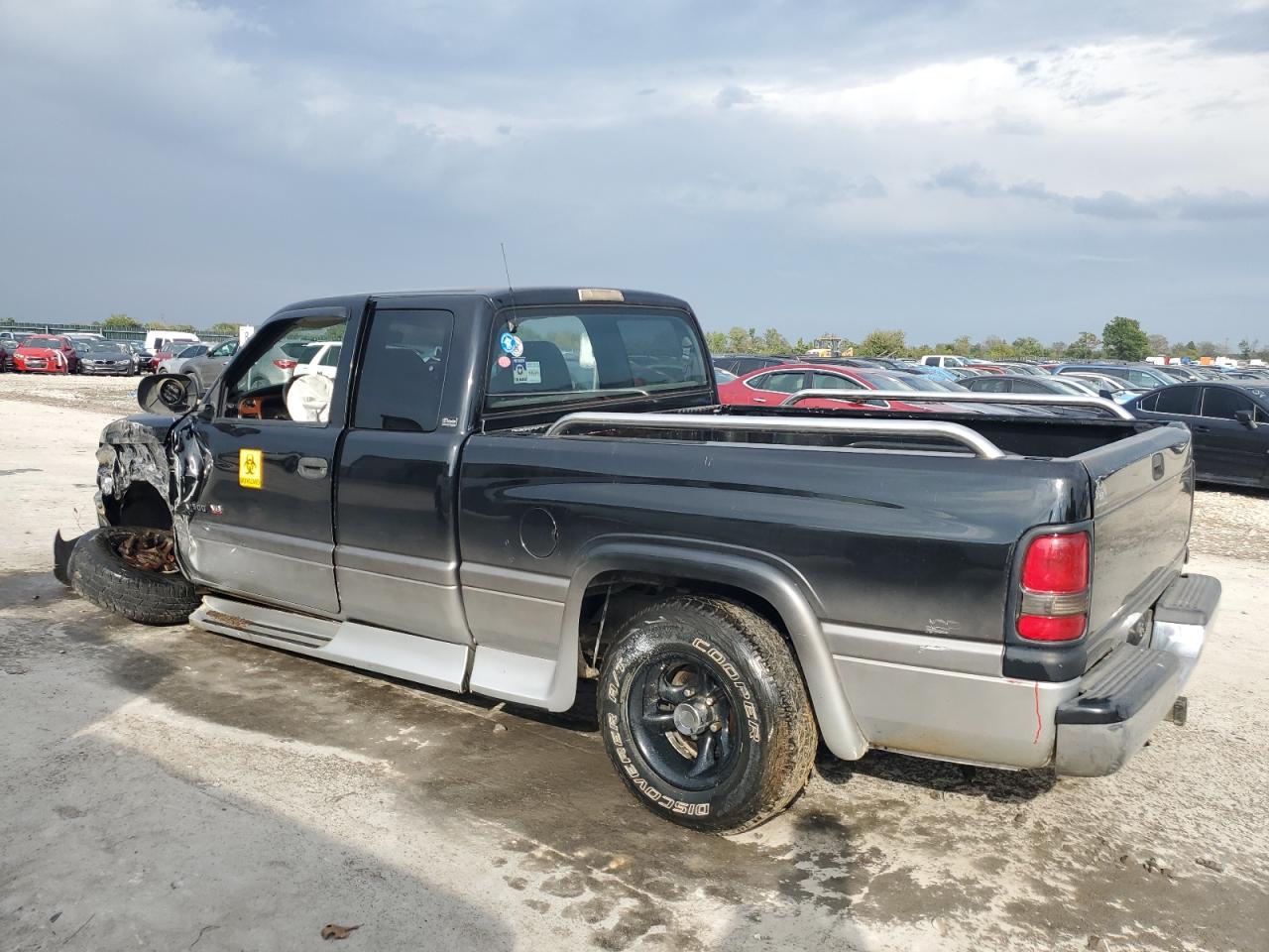 1998 Dodge RAM - Image 2