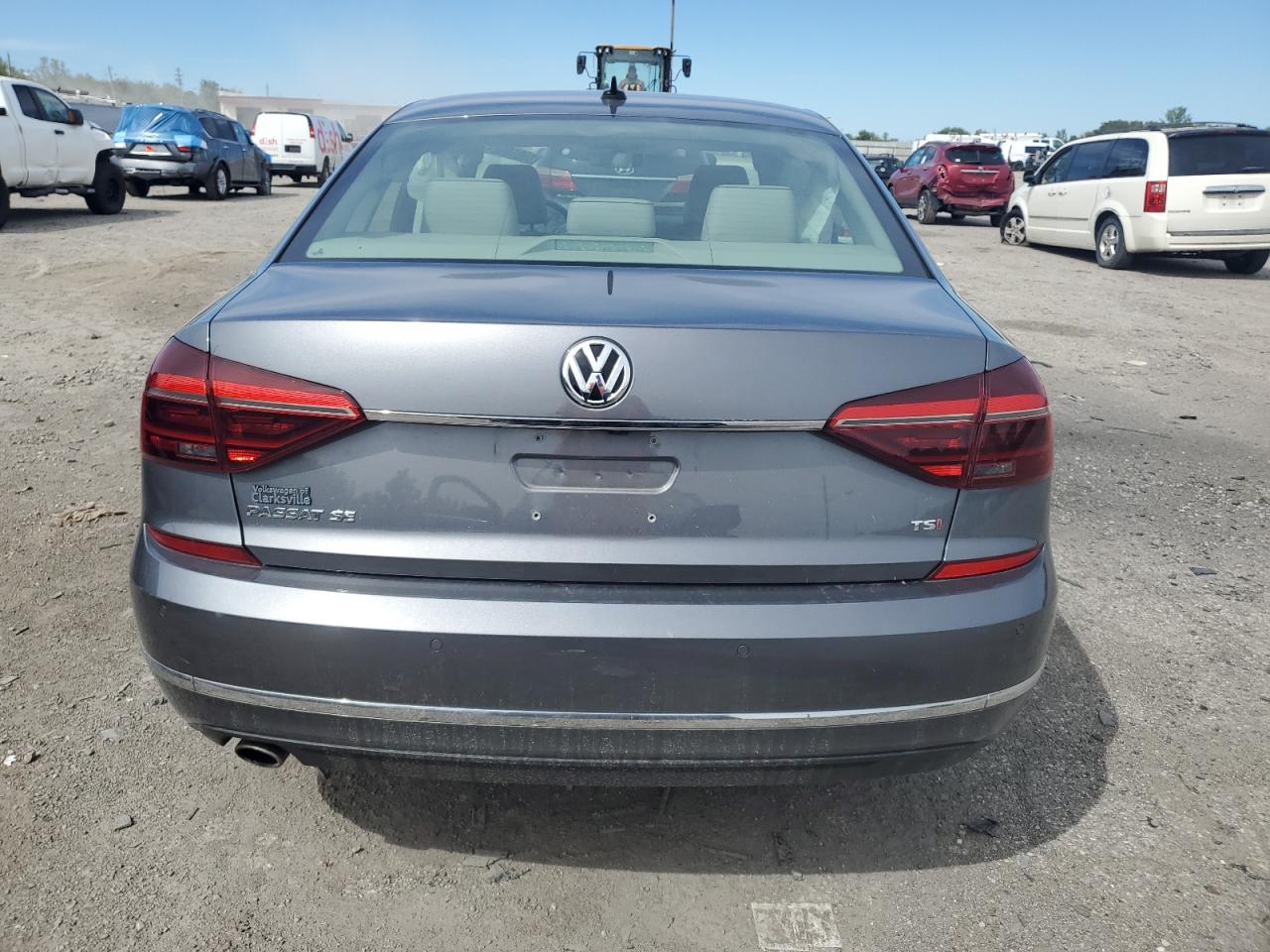 1VWGT7A38HC069047 2017 Volkswagen Passat Se