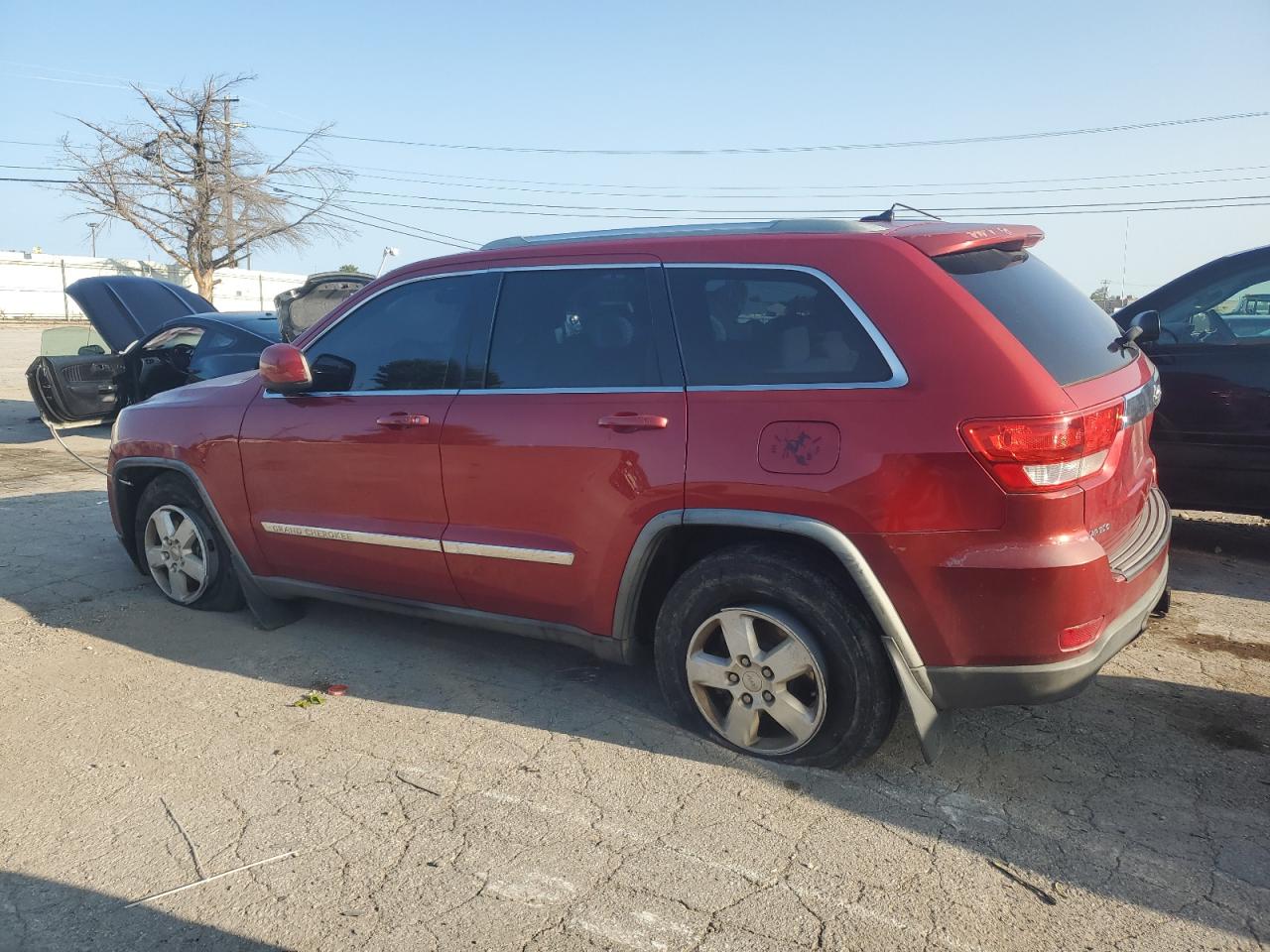 2011 Jeep Grand Cherokee - Image 2