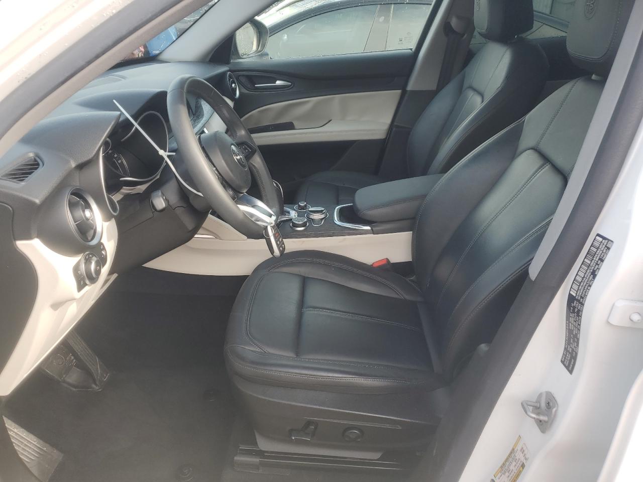 2020 Alfa Romeo Stelvio VIN: ZASPAJAN1L7C74824 Lot: 70909324