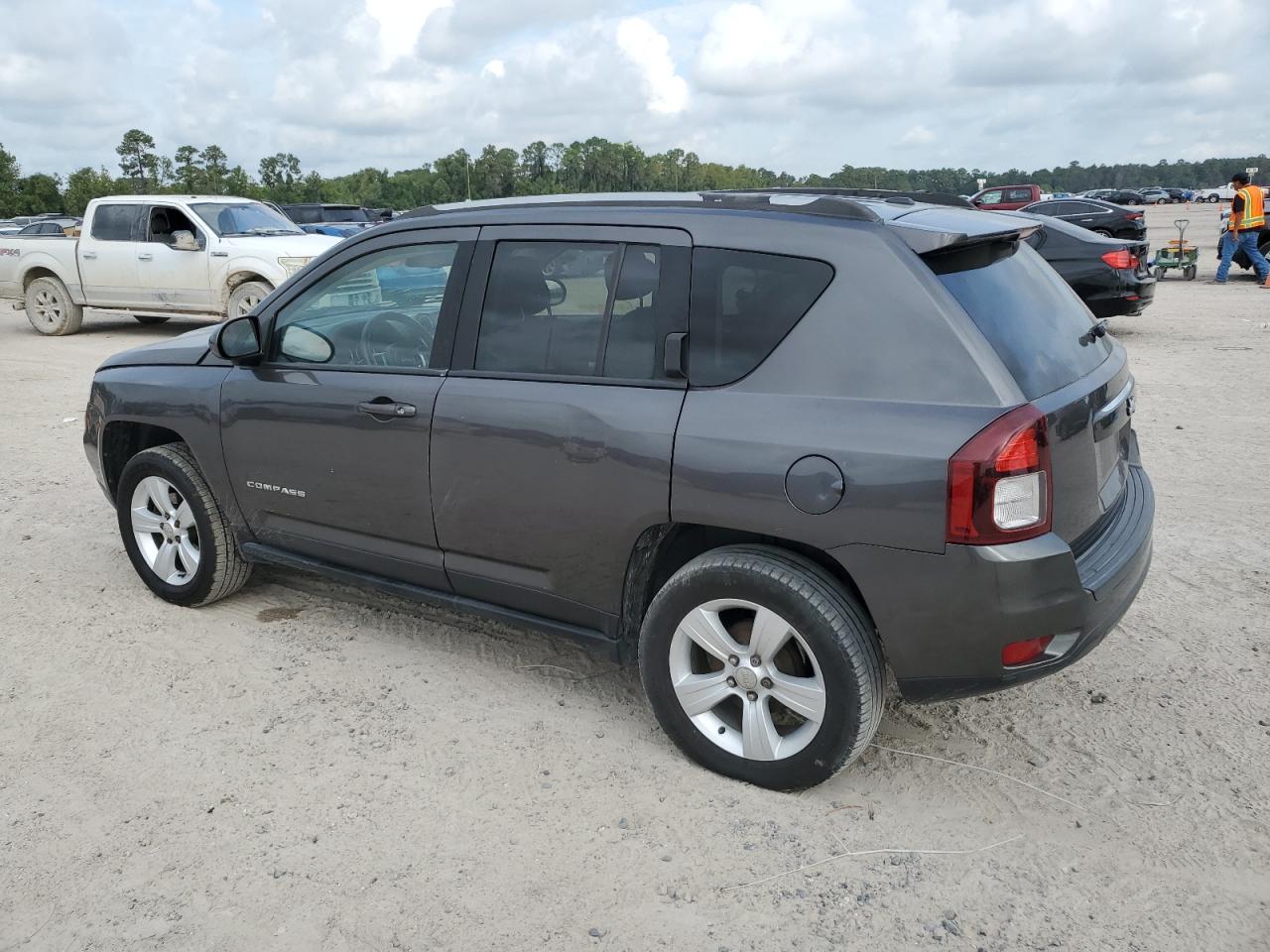2016 Jeep Compass - Image 3