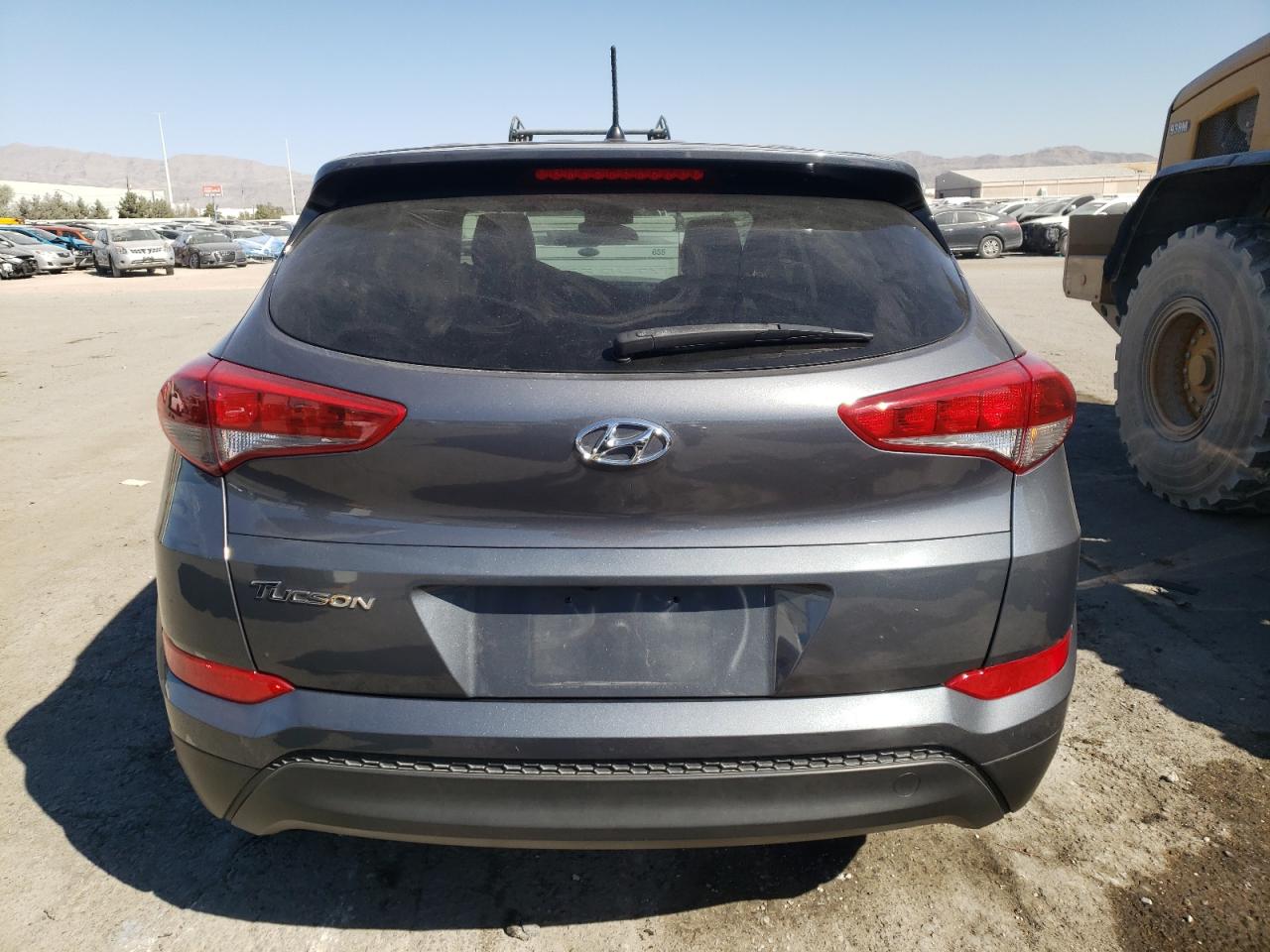 2018 Hyundai Tucson Se VIN: KM8J23A41JU755374 Lot: 73554114