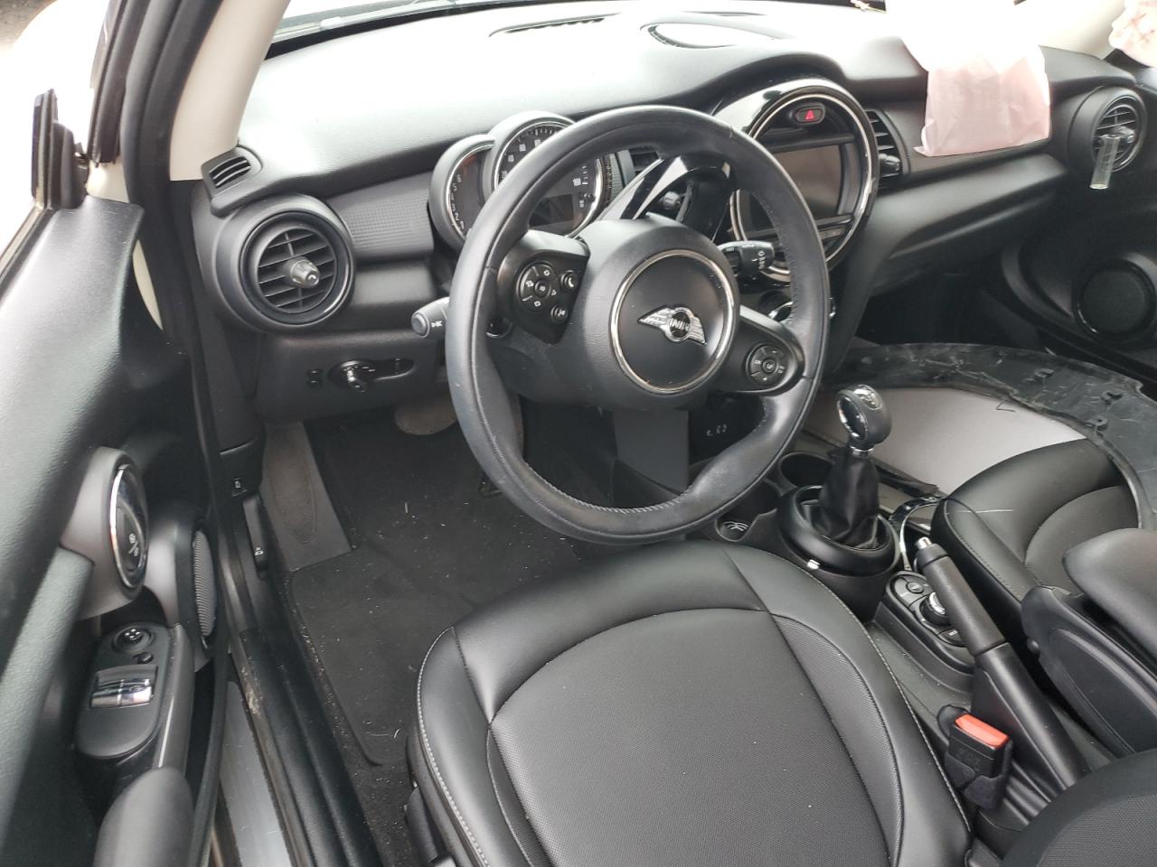 WMWXP5C37H2D16850 2017 Mini Cooper