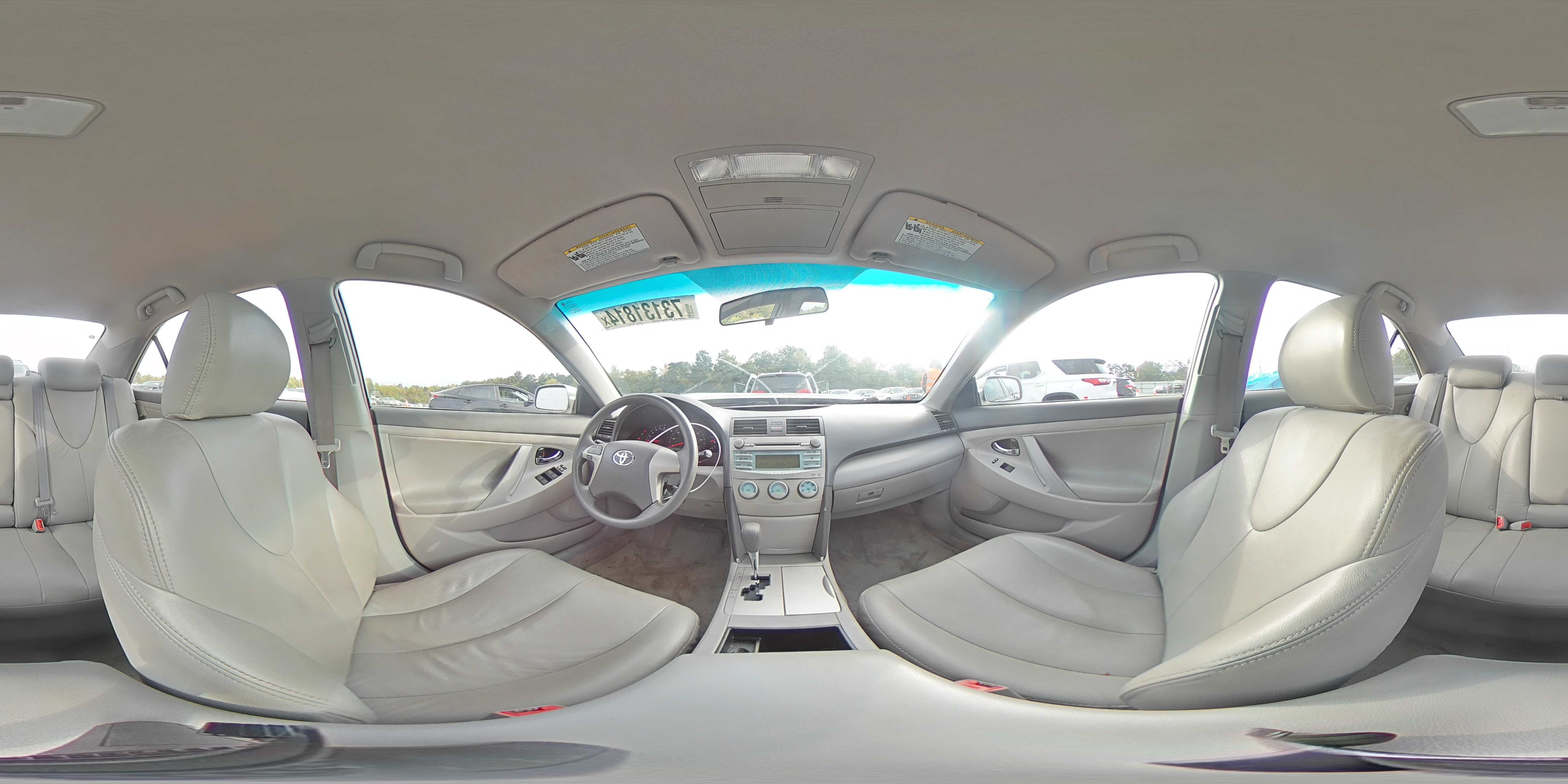 2009 Toyota Camry - Image 13