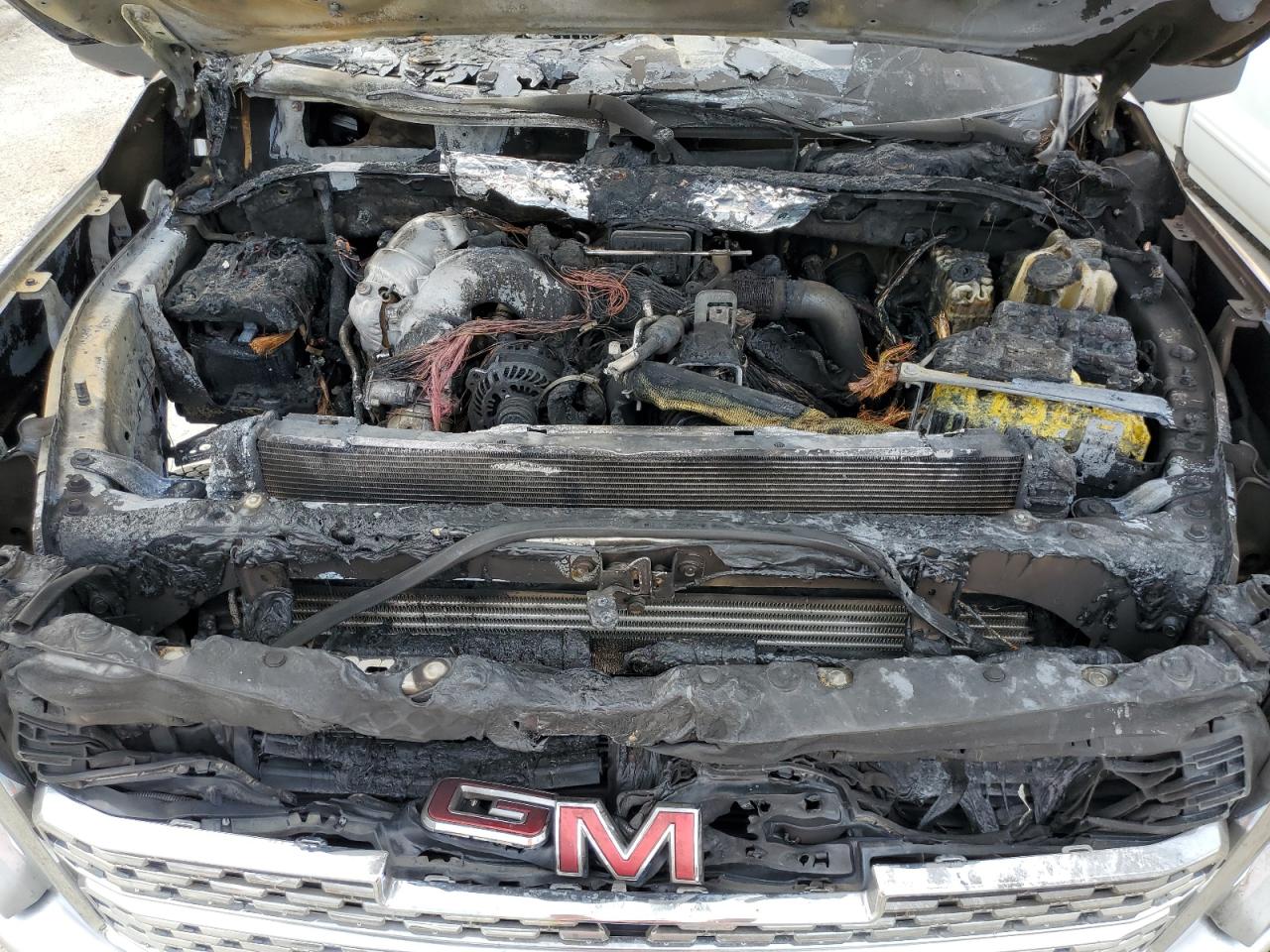 2020 GMC Sierra - Image 11