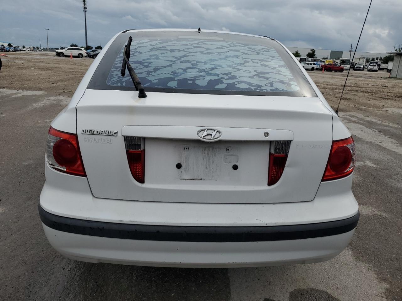 2005 Hyundai Elantra Gls VIN: KMHDN56D45U177639 Lot: 73102194