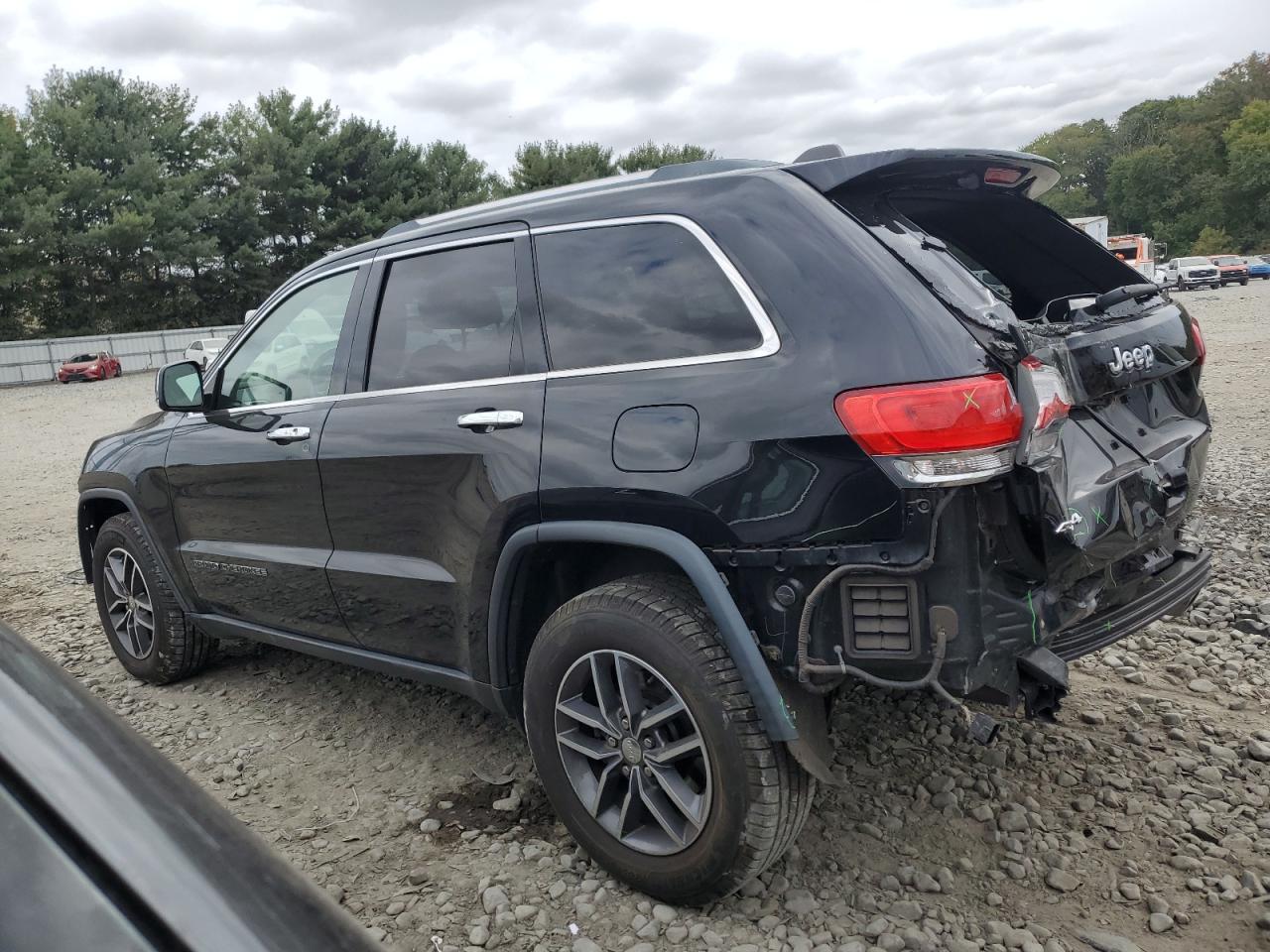 1C4RJFBG0JC479067 2018 JEEP GRAND CHEROKEE - Image 2