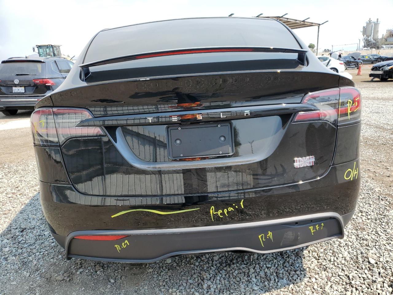 7SAXCBE65PF430023 2023 Tesla Model X