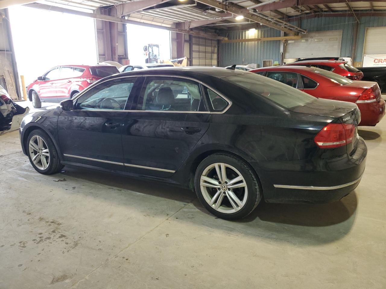 2014 Volkswagen Passat - Image 2