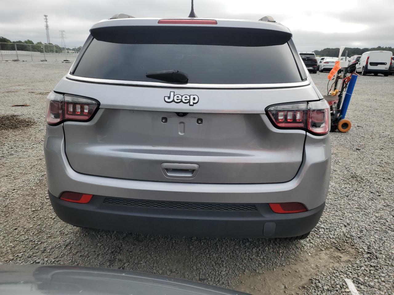 2019 Jeep Compass Latitude VIN: 3C4NJCBB7KT615525 Lot: 71652504