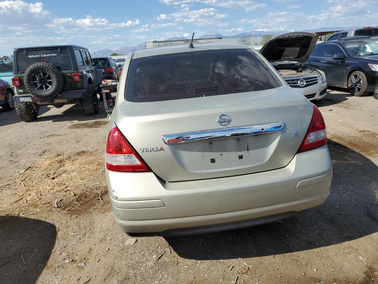 2007 Nissan Versa S VIN: 3N1BC11E57L459766 Lot: 69724344