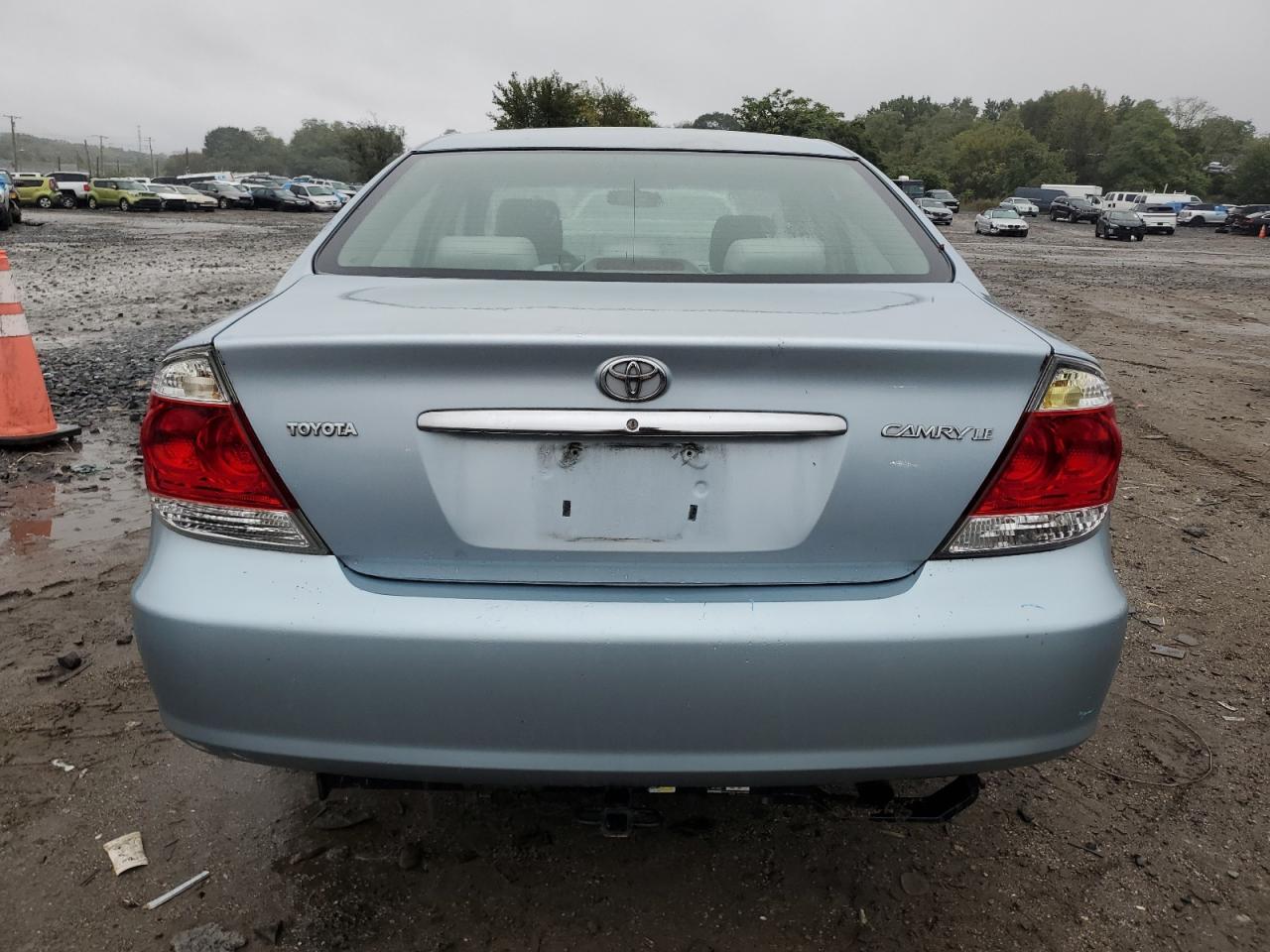 2005 Toyota Camry Le VIN: 4T1BE32K45U972707 Lot: 72727094