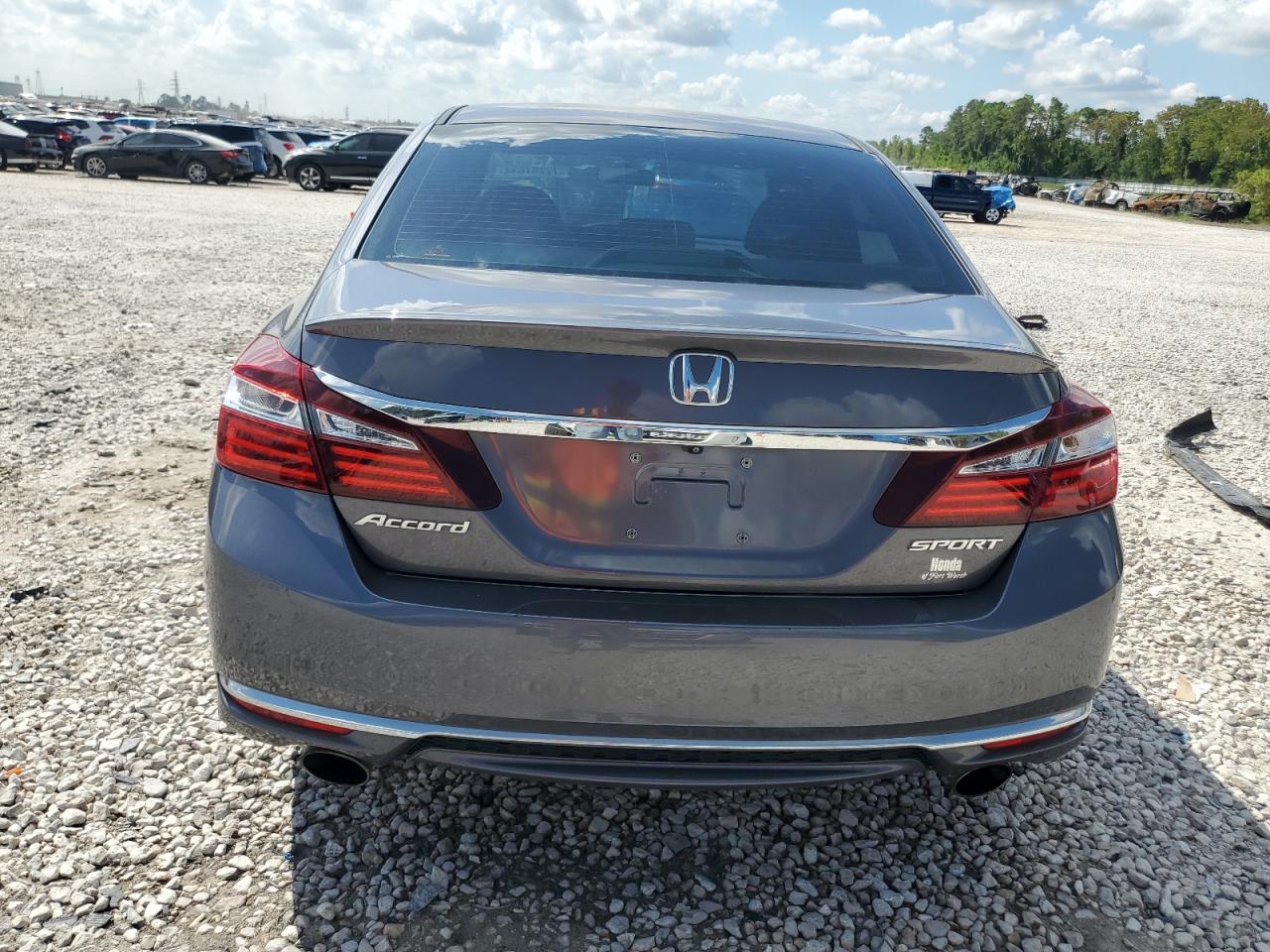 1HGCR2F58HA012812 2017 Honda Accord Sport