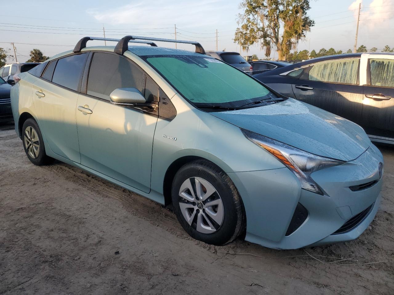 2017 Toyota Prius - Image 4