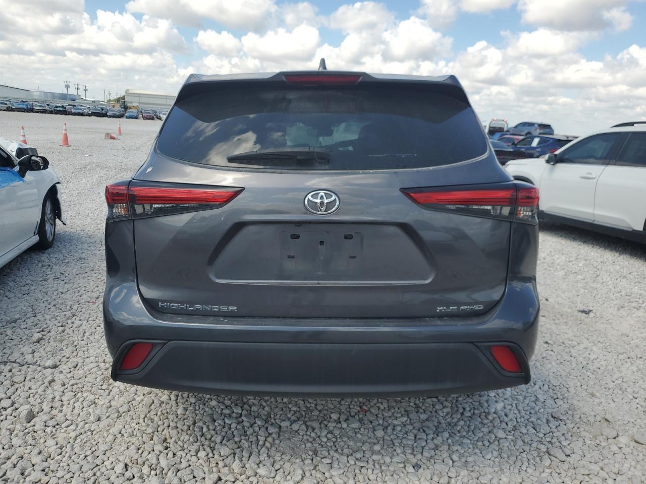 2020 Toyota Highlander Xle VIN: 5TDGZRBH3LS521677 Lot: 71891154