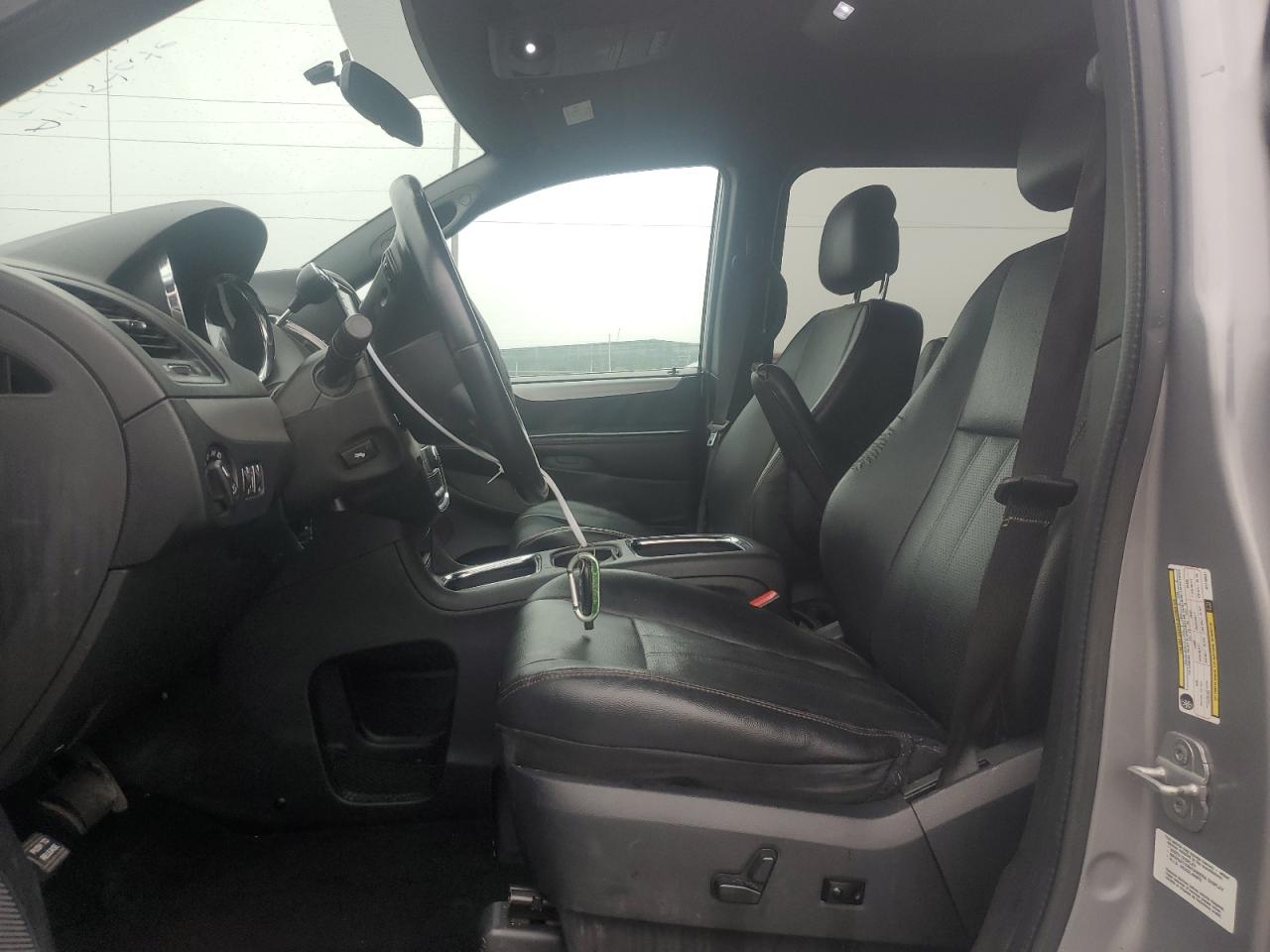 2014 Dodge Caravan - Image 7