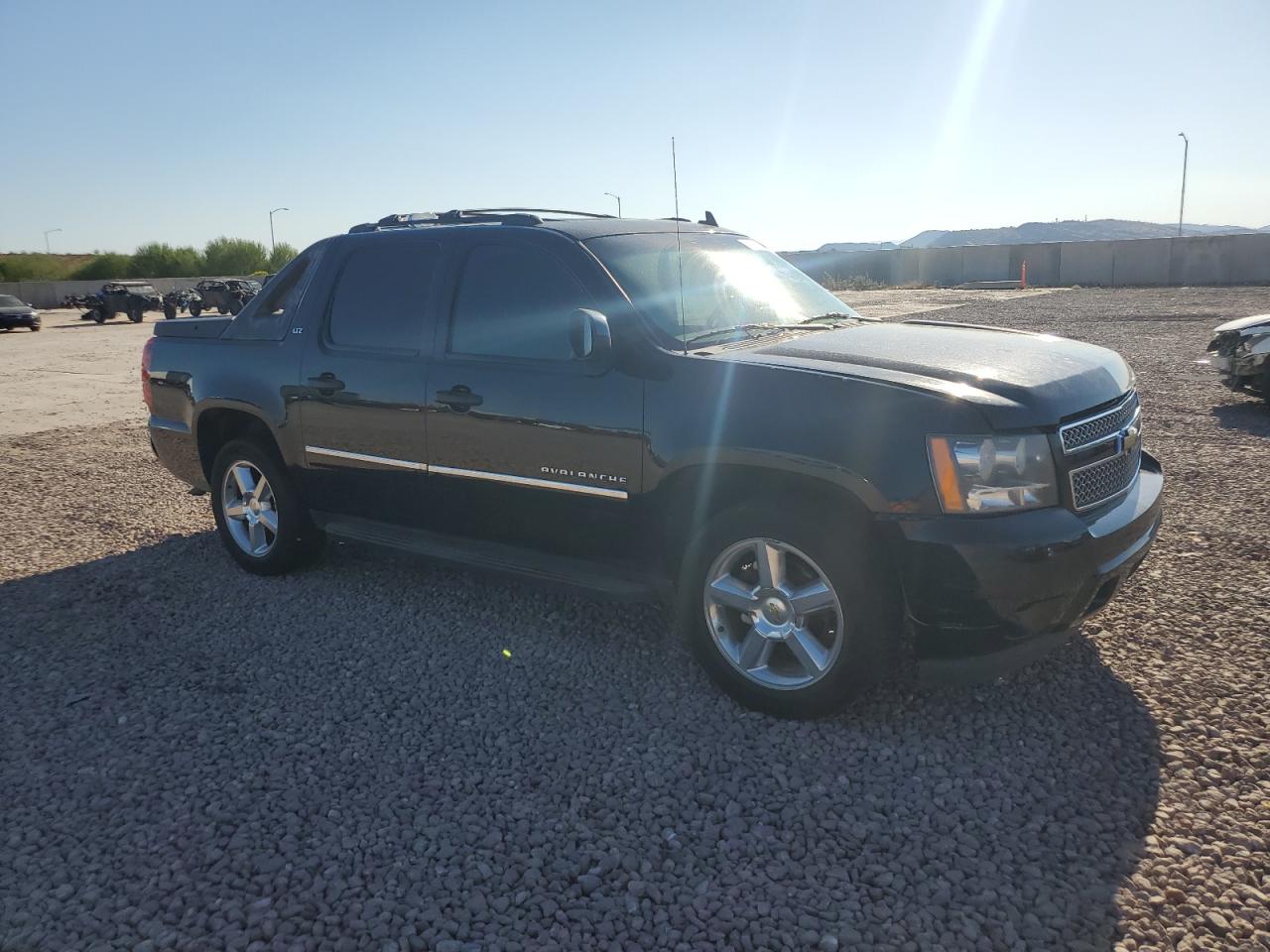 3GNMCGE02CG303542 2012 Chevrolet Avalanche Ltz