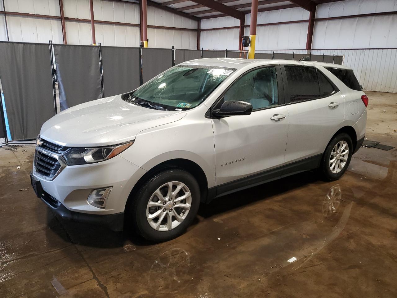 2020 Chevrolet Equinox - Image 1