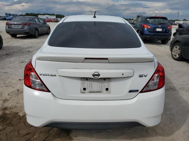  NISSAN VERSA 2016 White